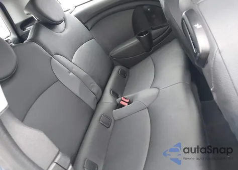 2010 Mini Cooper Clubman z USA, uszkodzony, nr VIN WMWML3C55ATX51447